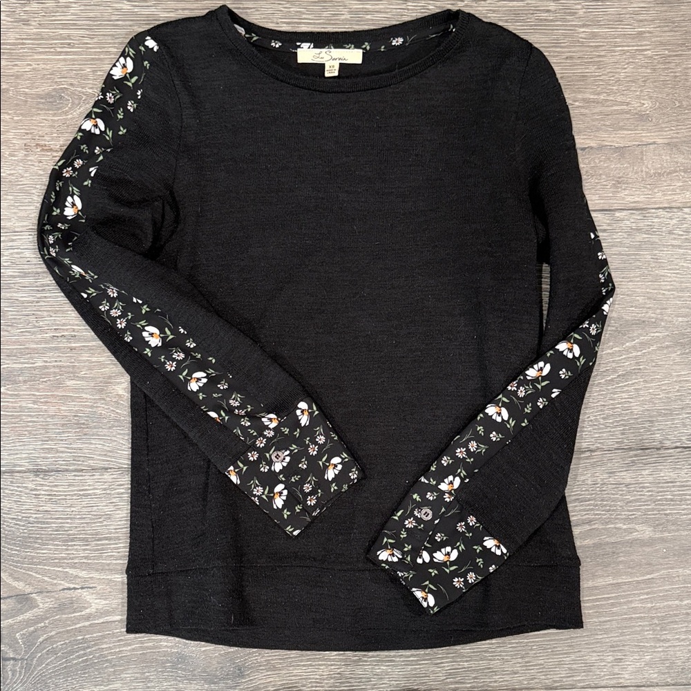 Les Serein Floral Trim Top- Size XS